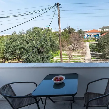 Nissea Apartment *