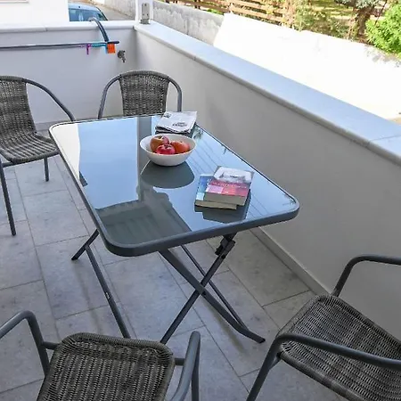 Nissea Apartment